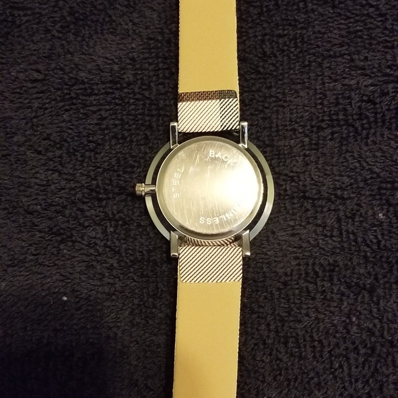 Watch - Picture 3 of 3